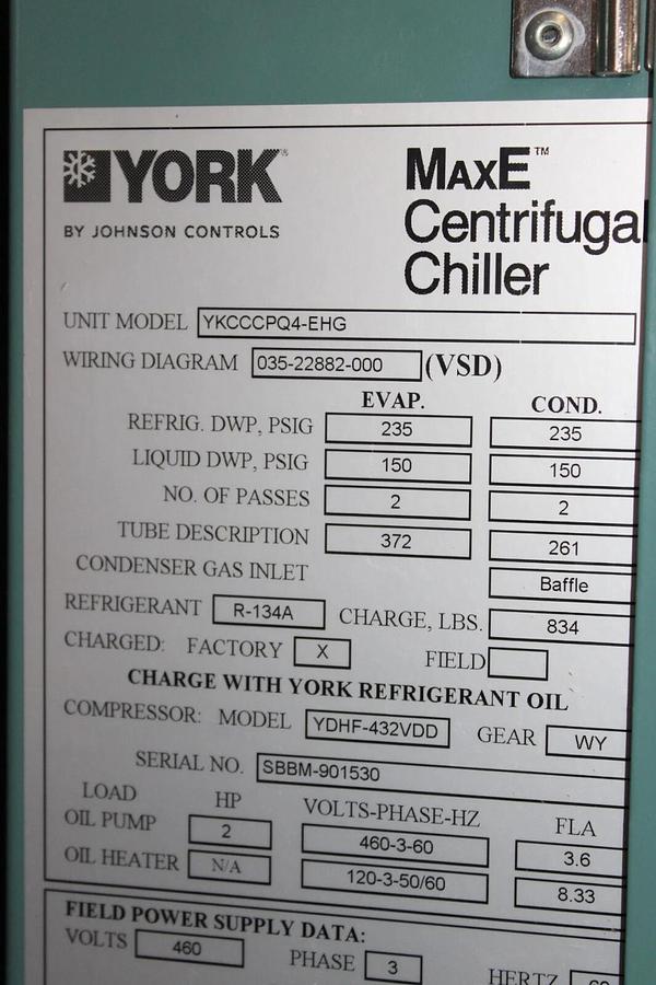 Used YORK CHILLER OPTISPEED VSD VSD351-K-46 W/ 371-04118-111 CONTROL PANEL