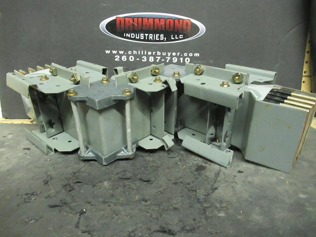 Used 1200 AMP SQUARE D CF2512G290ES1107B11 3 PH 4 W 600 V BUSWAY OFFSET COPPER I-LINE