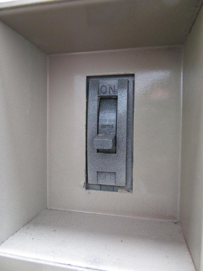 Used 50 KW DIESEL GENERATOR CUMMINS 120/240V B3.9-G1 RECONNECTABLE VIDEO ENCLOSED