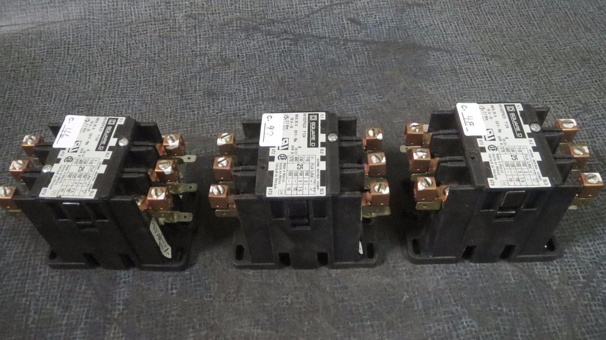 Used (1) SQUARE D CONTACTOR 8910DPA23 25 AMP 600 VOLT 3-PHASE 10 HP COIL: 120V