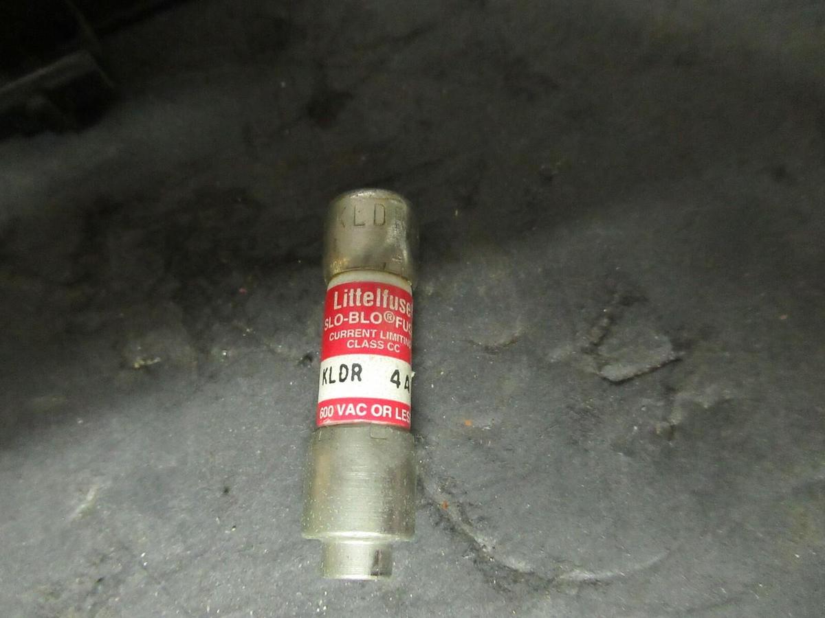 Used CUTLER HAMMER BLOCK FUSE HOLDER C350B1C61 30 AMP 600 VAC FOR CLASS CC FUSES