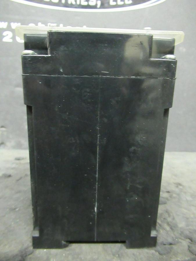 Used CROMPTON PALADIN ADVANTAGE INSTRUMENTS 256-XDMU TRIP TANSDUCER RELAY 120 VAC 5 A