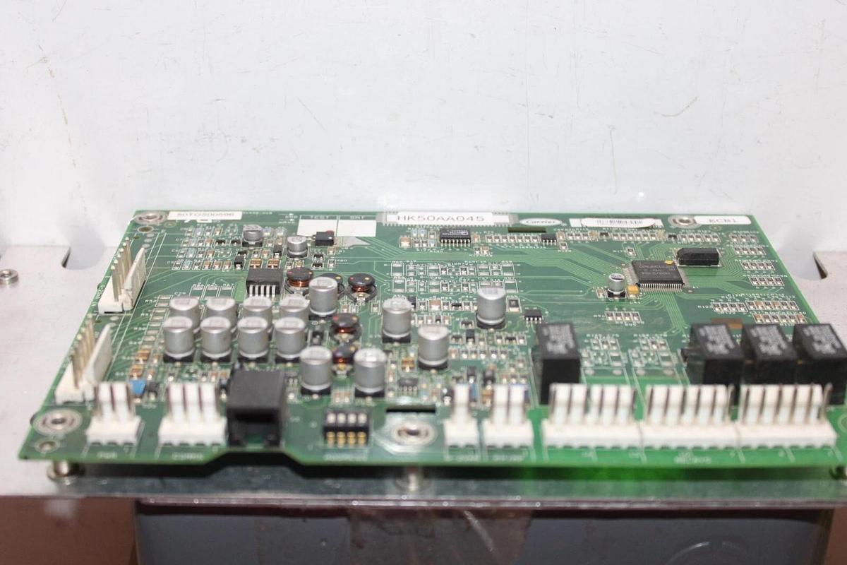 Used CARRIER HVAC CONTROL CIRCUIT BOARD CEAS130459-02 50TG500596 HK50AA045