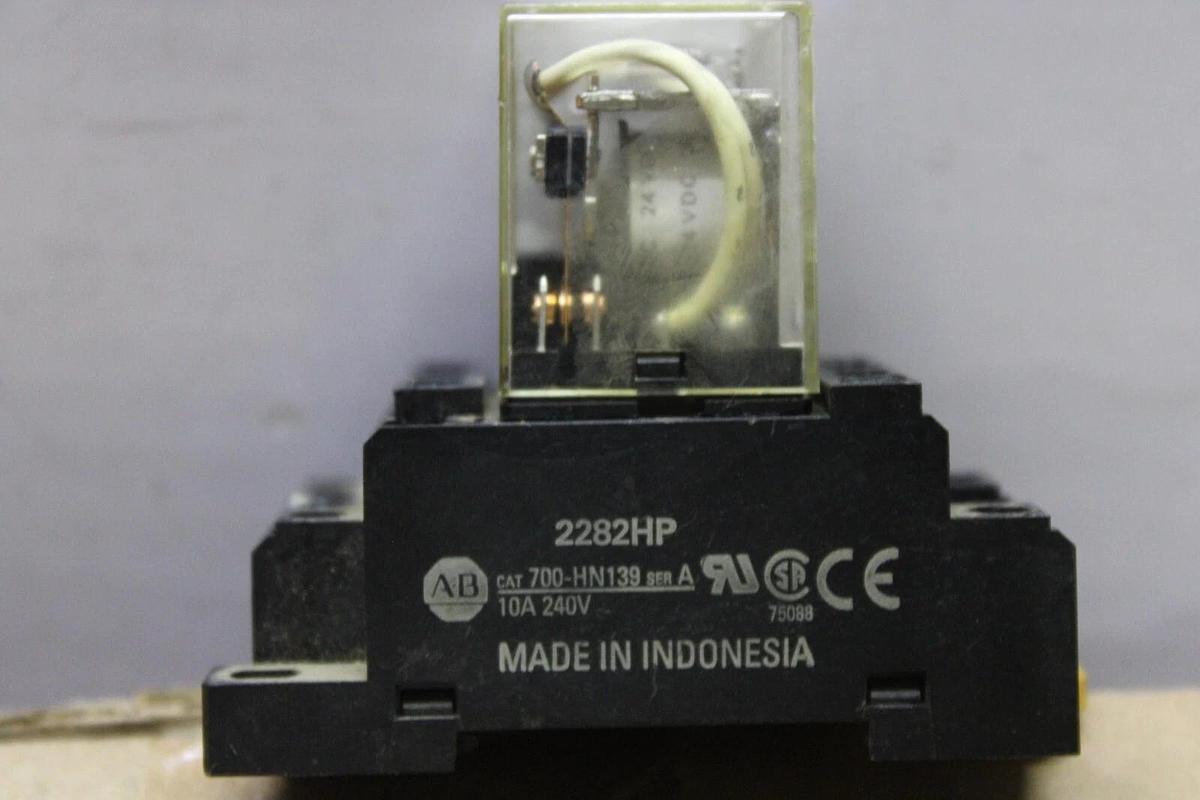 Used ALLEN BRADLEY 700-HF34Z24 RELAY 24 VDC 10 AMP **WARRANTY INCLUDED**