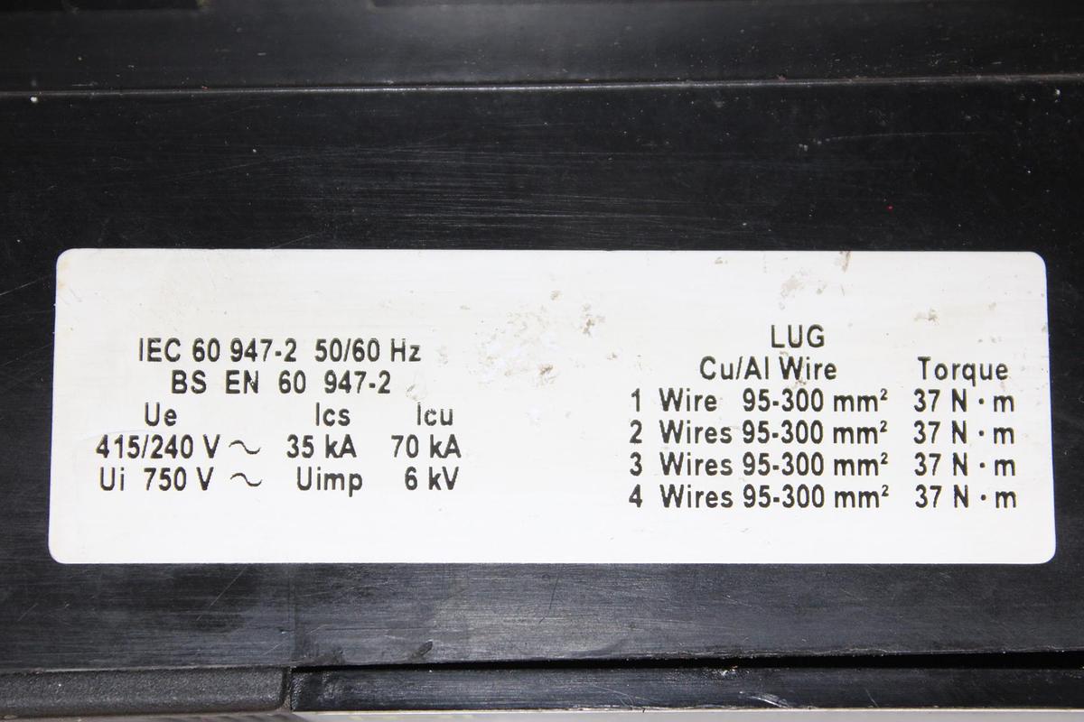 Used SQUARE D MCC DISCONNECT SWITCH HU200-4MC5 MODEL 5