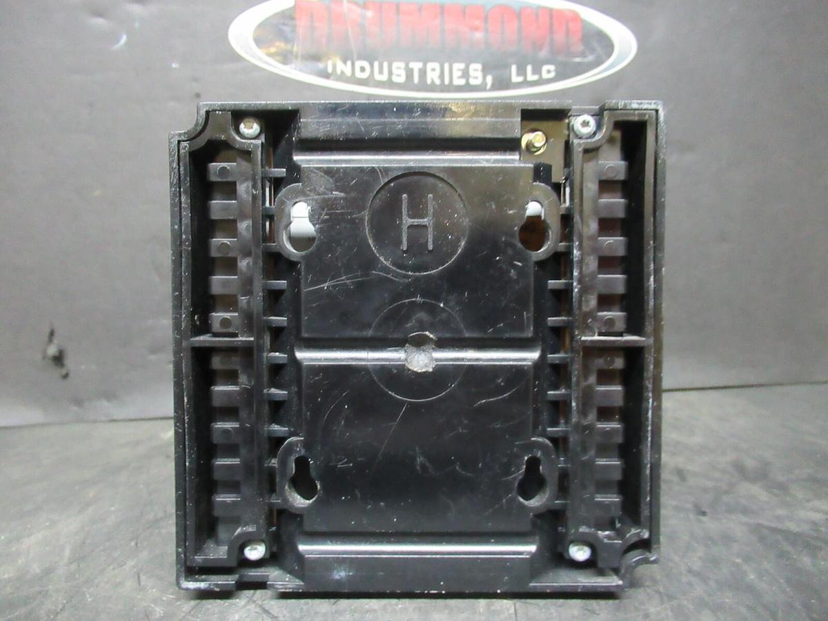 Used HONEYWELL BURNER CONTROL ULTRAVIOLET FLAME AMPLIFIER RM7840-L-1018 2000 VA MAX