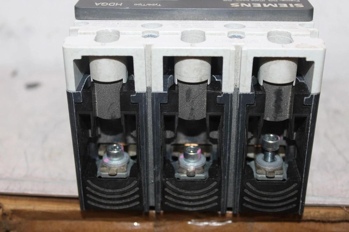 Used SIEMENS HDGA CIRCUIT BREAKER HDX3B080 80 AMP 600 VAC 3-POLE **WARRANTY**