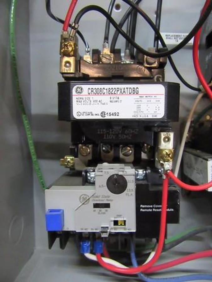 Used GE COMBINATION STARTER SIZE 1 240 VAC 7.5 HP CR308C CR308C1822PXATDBG 300-LINE