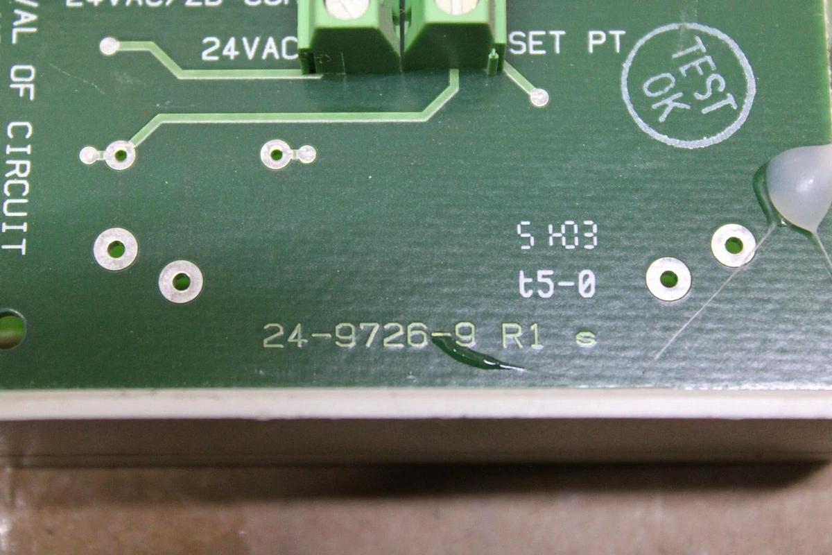 Used JOHNSON CONTROLS TEMPERATURE SENSOR TE-67NT-0N00 REV. E 24-9726-9