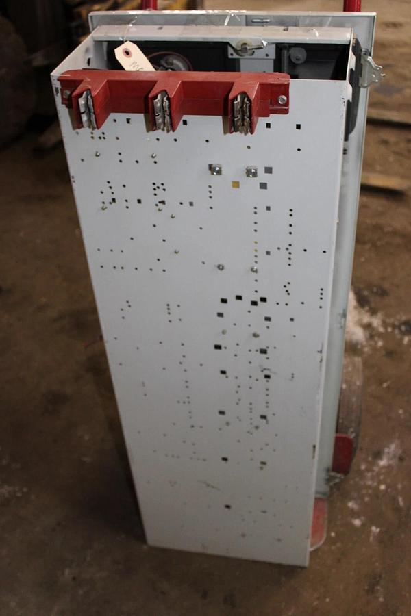 Used CUTLER HAMMER MCC STARTER BUCKET 2100 FREEDOM 42" CL75250-6 200 AMP SIZE 4