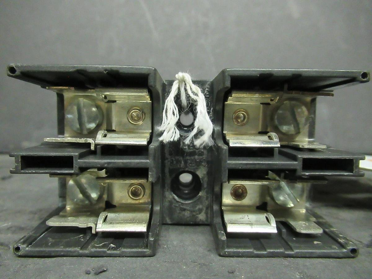 Used LOT OF 2 CONNECTRON FUSE HOLDER M632-66 FOR 30 AMP 600 V FUSES