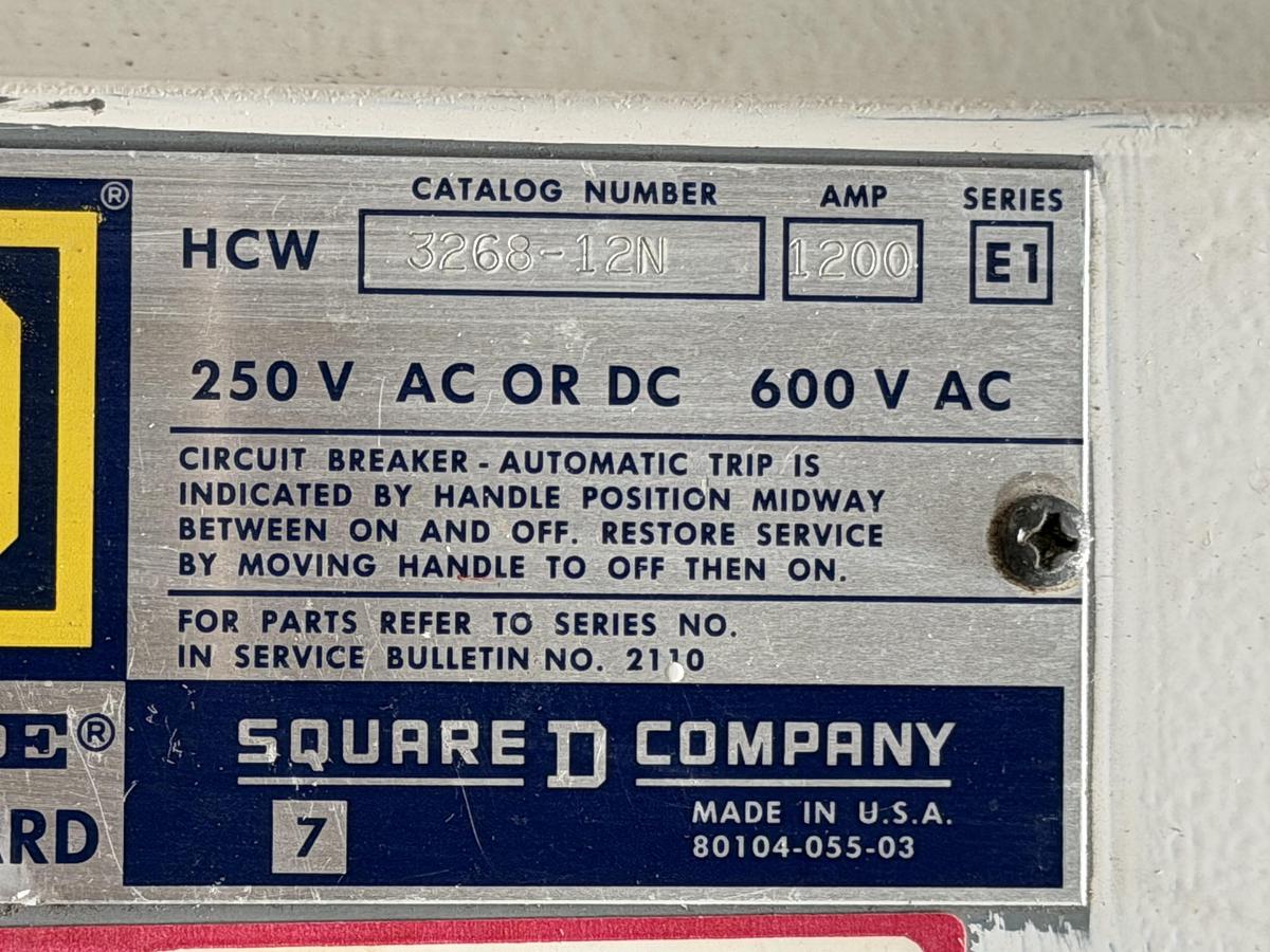 Used SQUARE D I-LINE PANELBOARD HC3273B 800 AMP 600 VAC 42-SLOT HCM3273-8 32" X 73"
