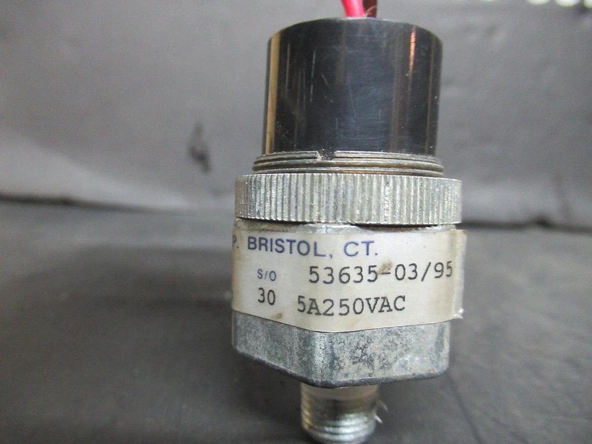 Used WHITMAN CONTROLS PRESSURE TRANSDUCER P119G-3H-F52L-X 5 AMP 250 VAC 30 PSIG