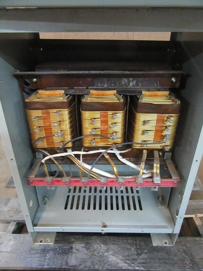 Used 45 KVA GE TRANSFORMER 3 PHASE 480 V PRIMARY TO 208Y/120 V SECONDARY 9T23H3873