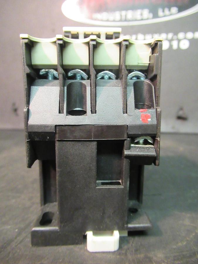 Used RAM CONTROL RELAY RIA2DN40 RIA2-DN-40 10 AMP 600 VAC COIL: 120 VOLT **WARRANTY**