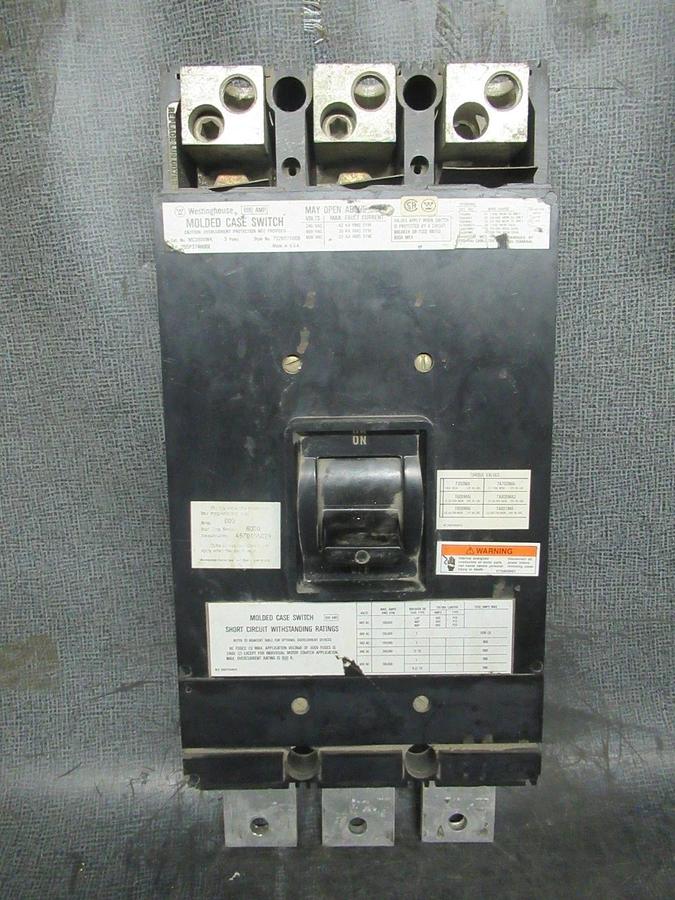 Used CUTLER-HAMMER MOLDED CASE SWITCH MC3800WK 800A 600VAC 3-POLE **WARRANTY**