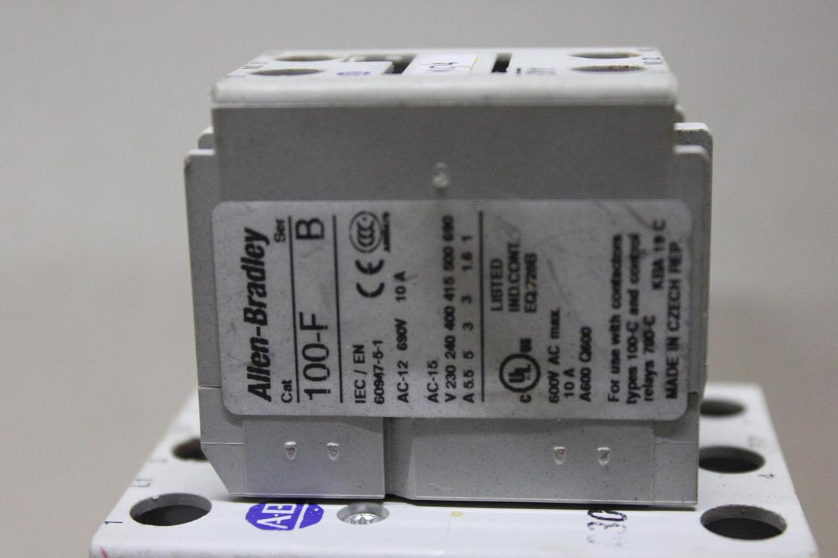 Used NEW SURPLUS SIEMENS CIRCUIT BREAKER 3VA4120-4ED34-0AA0 20 AMP 600 VAC