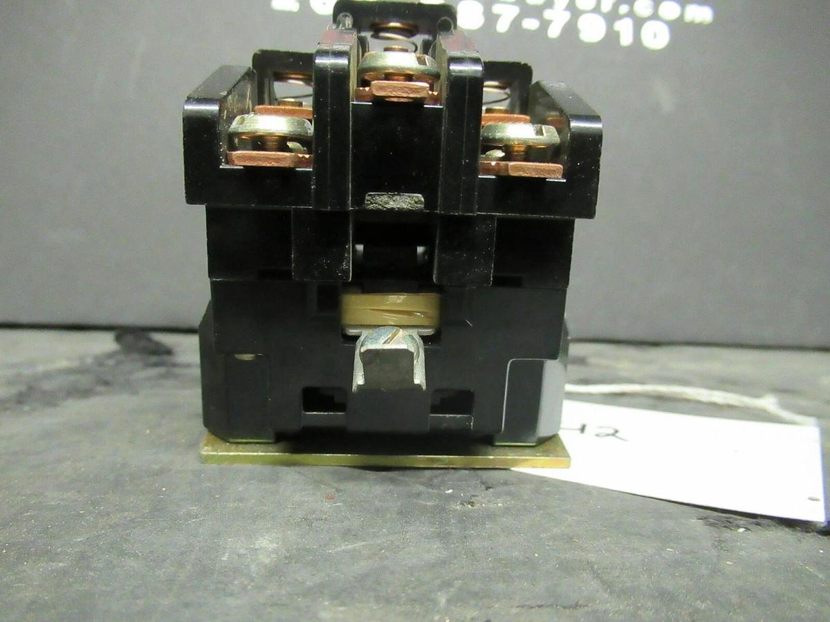 Used FURNAS 25 AMP CONTACTOR 41NB30AJP 600 VAC COIL: 24 VOLT DEFENITE PURPOSE