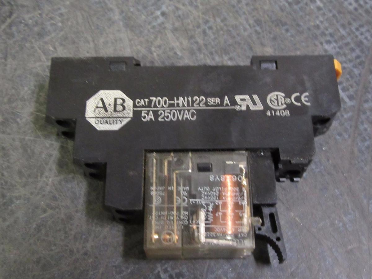 Used (5) ALLEN BRADLEY RELAY SOCKETS # 700-HN122 SER A & 24 VDC RELAY # 700-HK32Z24-4