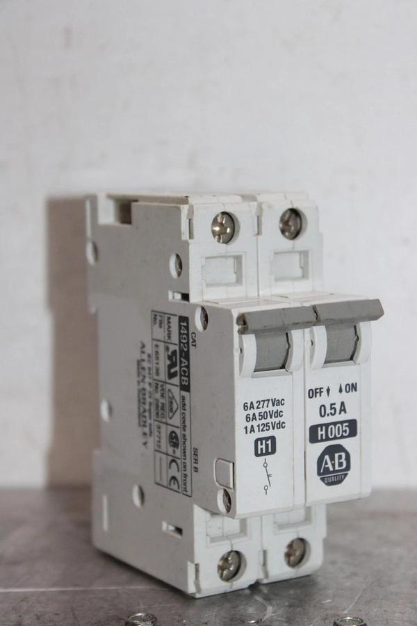 Used ALLEN BRADLEY CIRCUIT BREAKER 1492-ACB 277 VAC 6 AMP 2-POLE
