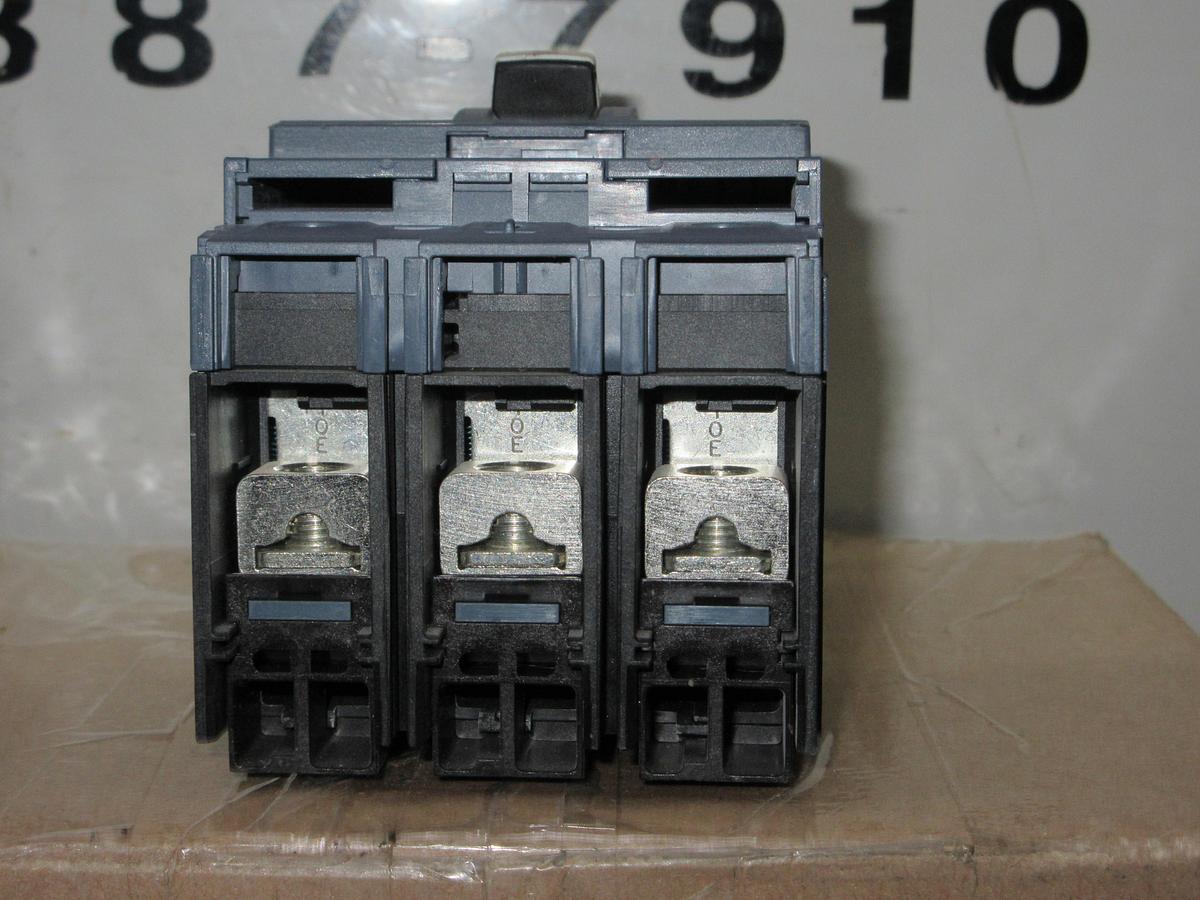 NEW SURPLUS SIEMENS CIRCUIT BREAKER 3VA4135-4ED34 20 AMP 600 VAC 3-POLE