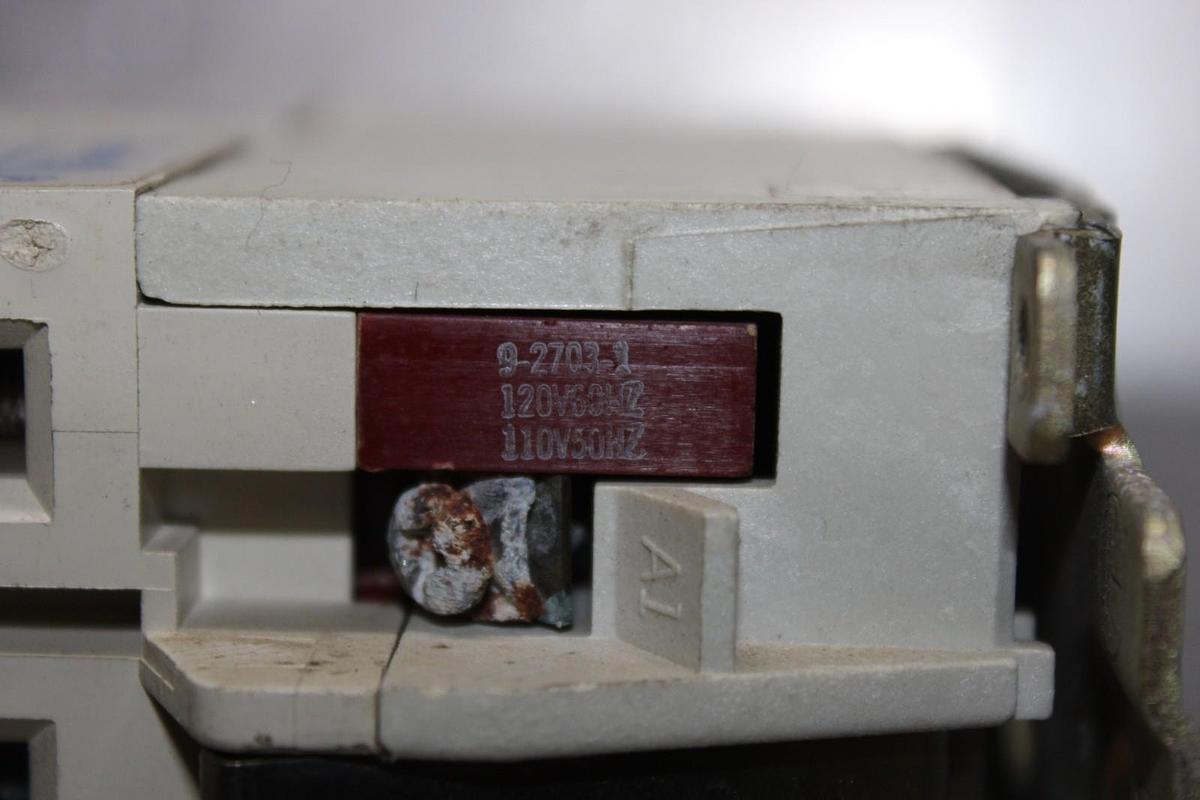 Used CUTLER-HAMMER NEMA CONTACTOR CN15DN3 27 AMP NEMA 1 COIL: 120V **WARRANTY**