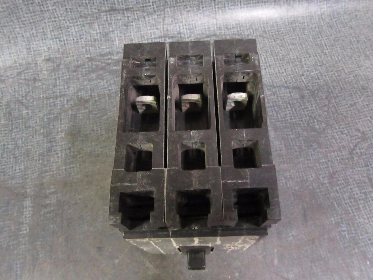 Used SIEMENS ITE CIRCUIT BREAKER 25 AMP 600 VAC 3 POLE MODEL: ED63A025 *WARRANTY*