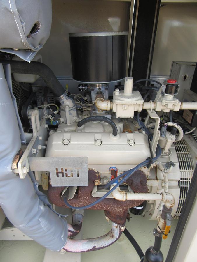 Used 30 KW NATURAL GAS PROPANE GENERATOR KATOLIGHT 120/240V RE-CONNECTABLE 667 HRS VIDEO WE SHIP