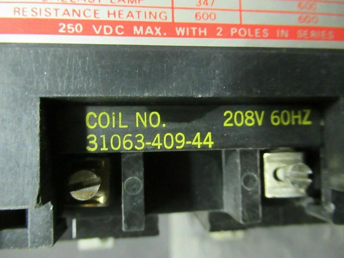 Used 60 AMP SQUARE D 8903 SPG1 LIGHTING CONTACTOR 2 POLE 600 277/480 VAC 208 V COIL