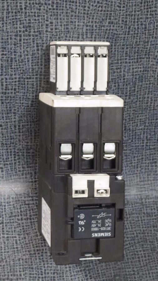 Used SIEMENS SIRIUS 3R CONTACTOR 50 AMP 24 VDC W/ 3RH1921-1HA22 AUX & 3RT1034-1B..4