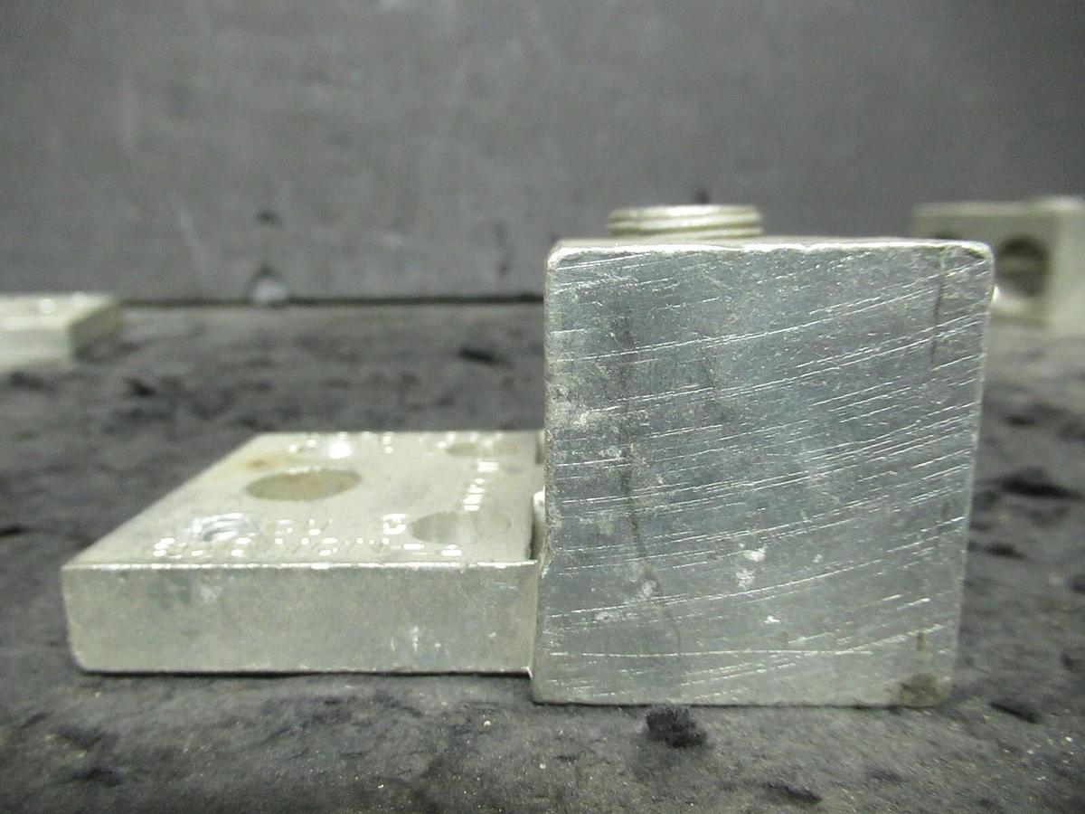 Used (3 QTY) ILSCO D899 2 DOUBLE BARREL MECHANICAL CONNECTOR LUG TAPS 600MCM - #2