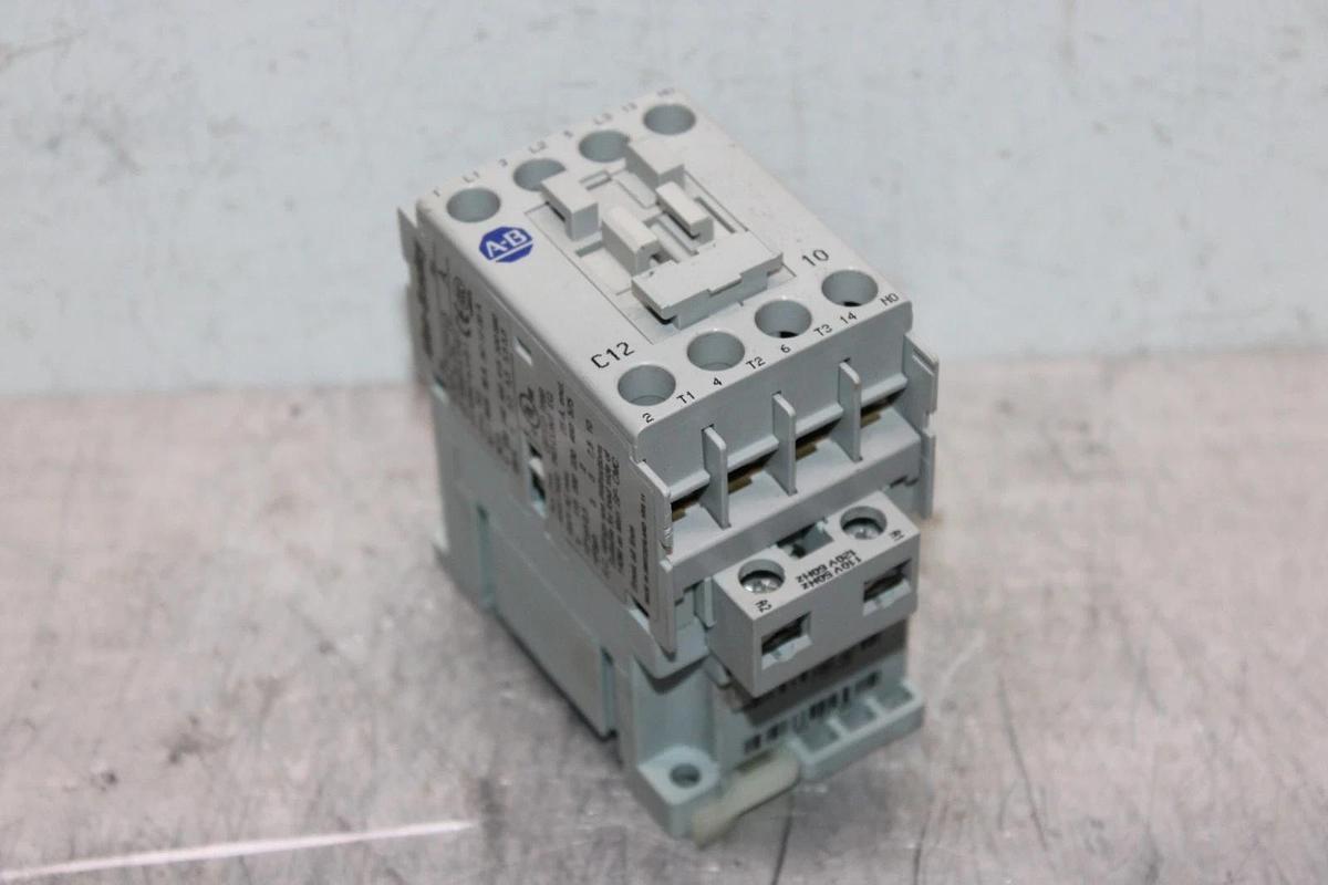 Used ALLEN BRADLEY CONTACTOR 100-C12*10 600 VAC 25 AMP 10 HP COIL: 120 VAC