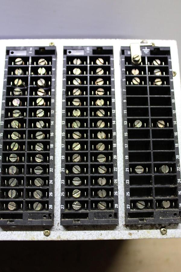 Used ALSTOM GENERATOR PROTECTOR RELAY LGPG11101R44MEF 5 AMP 120 VAC 125 VDC