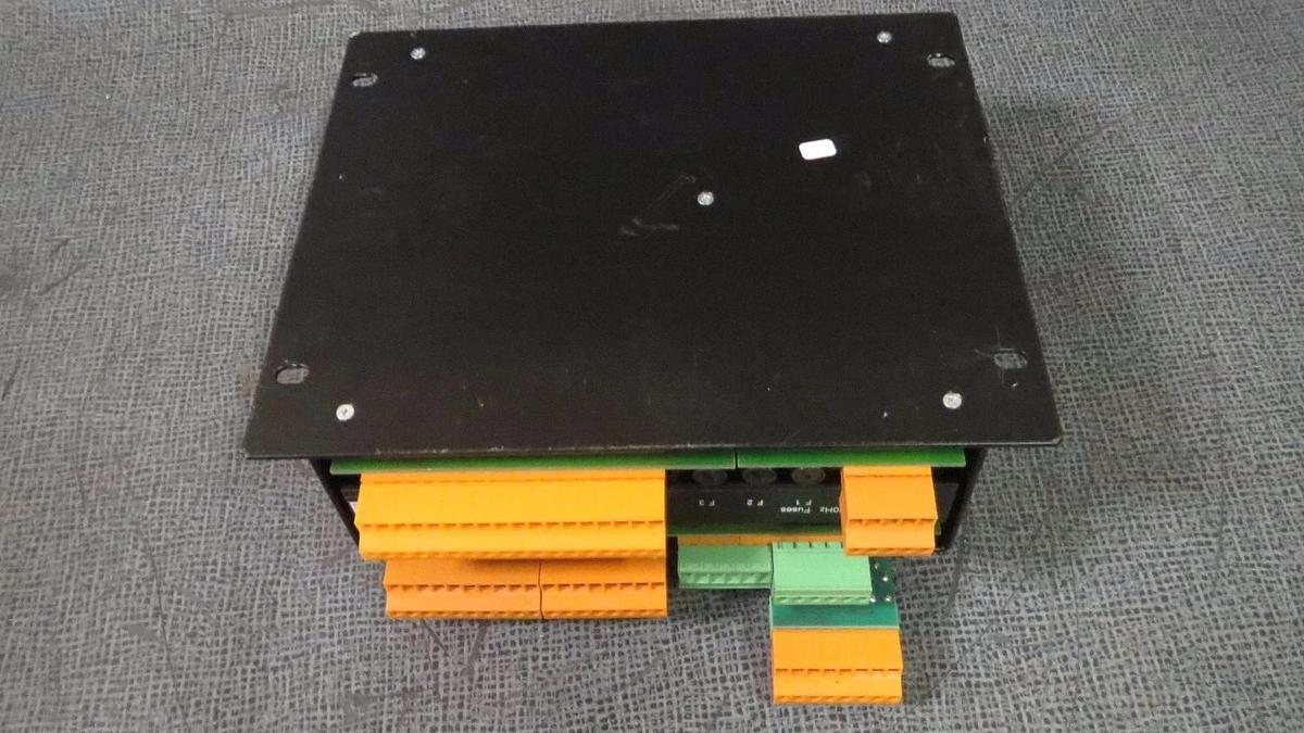 Used ITT BELL & GOSSETT TECHNOLOGIC PUMP CONTROLLER PLC BRKS04 240 VAC 0.136 AMP