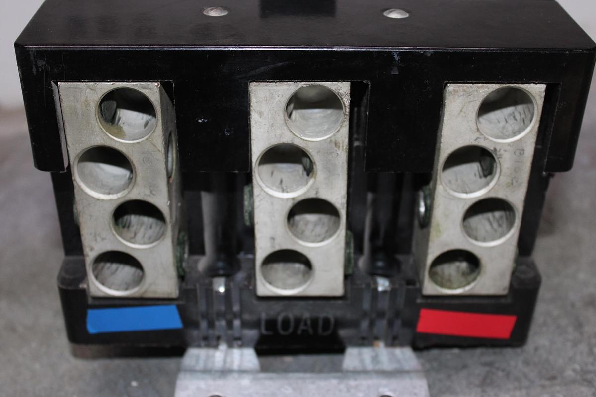 Used ITE CIRCUIT BREAKER FJ3-B150 150 AMP 600 VAC 3-POLE