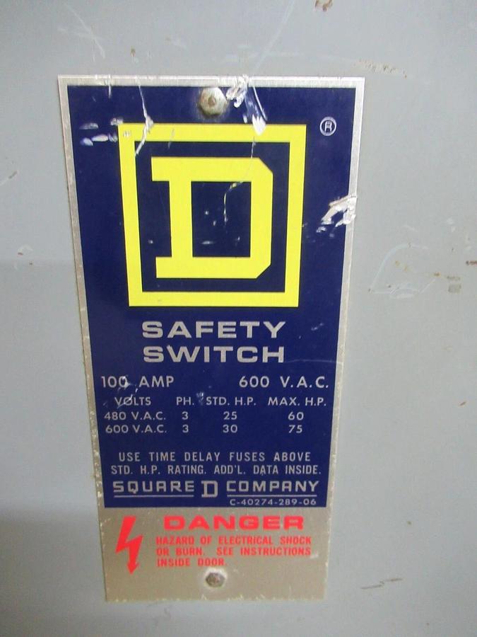 Used SQUARE D SAFETY SWITCH H-363 TYPE 1 ENCLOSURE 100 AMP 75 HP 600 VAC 2-POLE