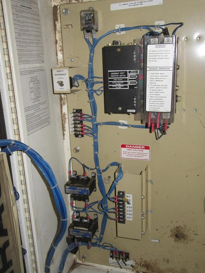 Used GENERAC ATS AUTOMATIC TRANSFER SWITCH GTS105 0155-1 105A 120/208V 60HZ WARRANTY