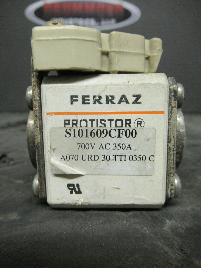 Used FERRAZ SHAWMUT PROTISTOR FUSE S101609CF00 700 VAC 350 AMP **WARRANTY**