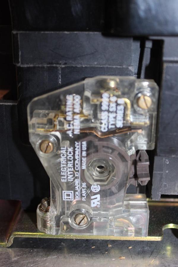 Used SQUARE D CONTACTOR 8502SF02 NEMA SIZE 4 600 VAC 100 HP COIL: 120 VOLT