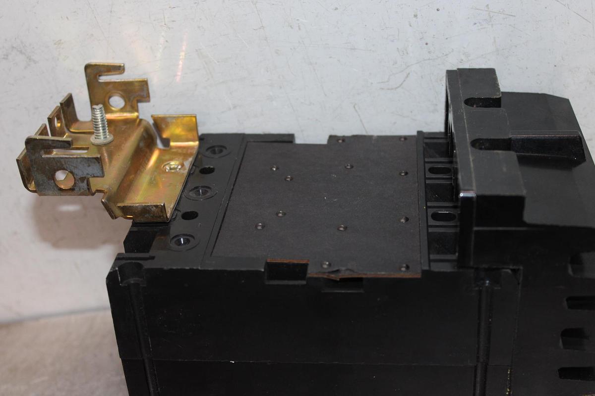 Used SQUARE D I-LINE CIRCUIT BREAKER FA34030 30 AMP 480 VOLT 3-POLE