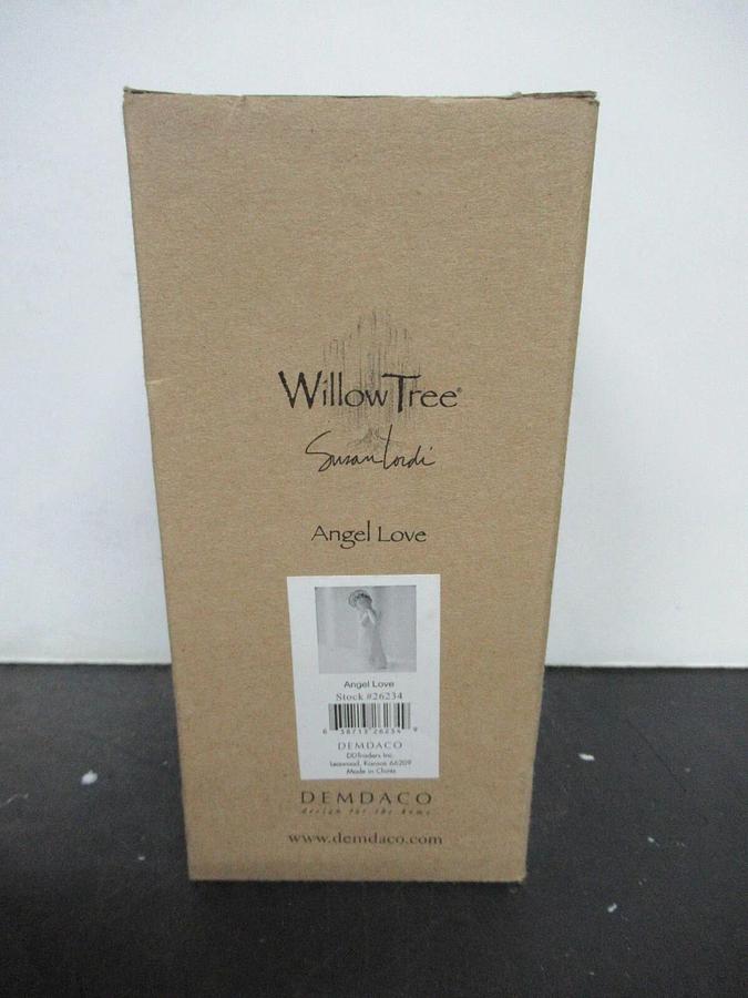 WILLOW TREE "ANGEL LOVE" SUSAN LORDI FIGURINE DEMDACO STOCK# 26234