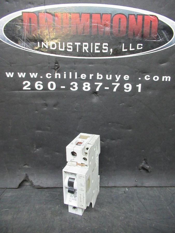 Used SIEMENS CIRCUIT BREAKER 5SX21 B10 10 AMP 277 VAC 1-POLE W/ 5SX9100 AUXILLIARY