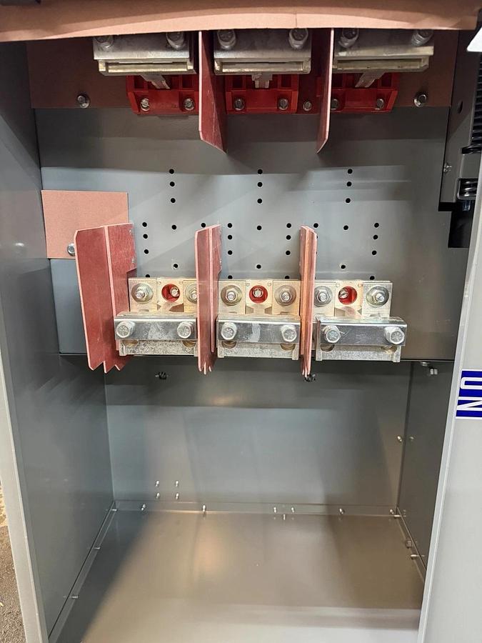 NIB SQUARE D I-LINE BUSWAY PLUG PBQ3660G 600 AMP 3-POLE 600 VAC 3-WIRE