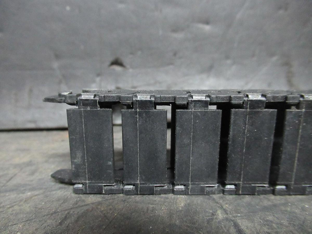 Used OKSO PLASTIC WIRE TACK 6 1/2" LENGTH X 1" WIDTH X 1/2" TALL KR-37 0130.20