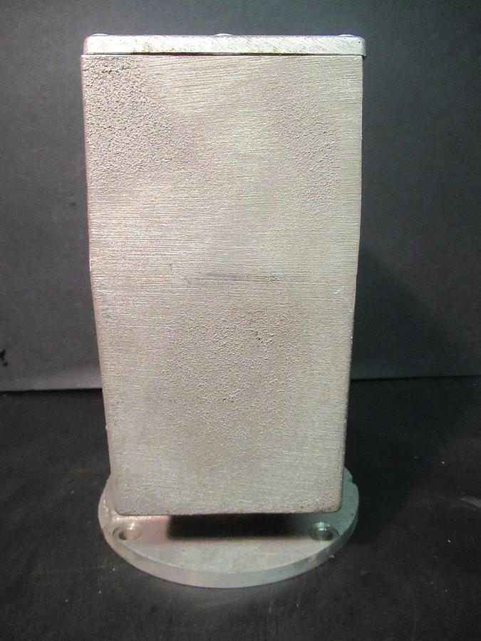 Used BOSCH RIGHT ANGLE GEAR REDUCER 3-842-519-117 3.9 NM 1700 1/MIN **WARRANTY**