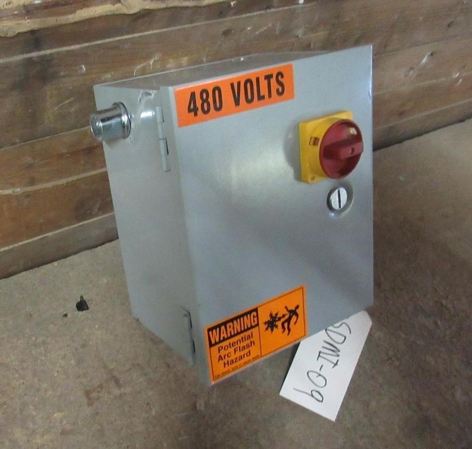 Used ALLEN BRADLEY COMBINATION STARTER BOX W/ 100-C09*10 STARTER 25A 600V