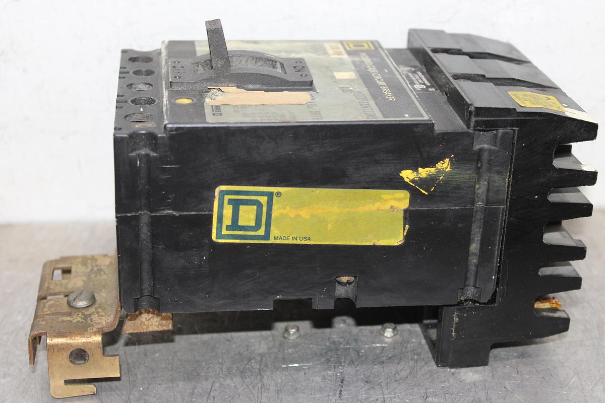 Used SQUARE D I-LINE CIRCUIT BREAKER FH36100 SERIES 2 100 AMP 600 VAC 3-POLE