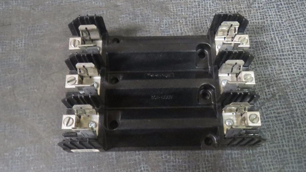 Used BUSS BLOCK FUSE HOLDER 30 AMP // 600V  MODEL: H60030-3CR **WARRANTY!**