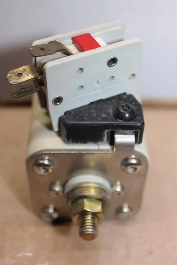 Used BUSSMANN SQUARE BODY FUSE 170M4462 400 AMP 700 VAC **WARRANTY INCLUDED**