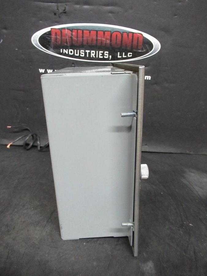 Used MECHATRONICS AXIAL FAN AND ENCLOSURE 120 VOLT 50/60 HZ 30 WATT UF15PC12